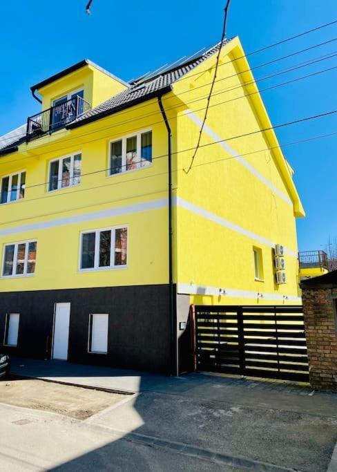 Lemon Premium Apartment セゲド エクステリア 写真